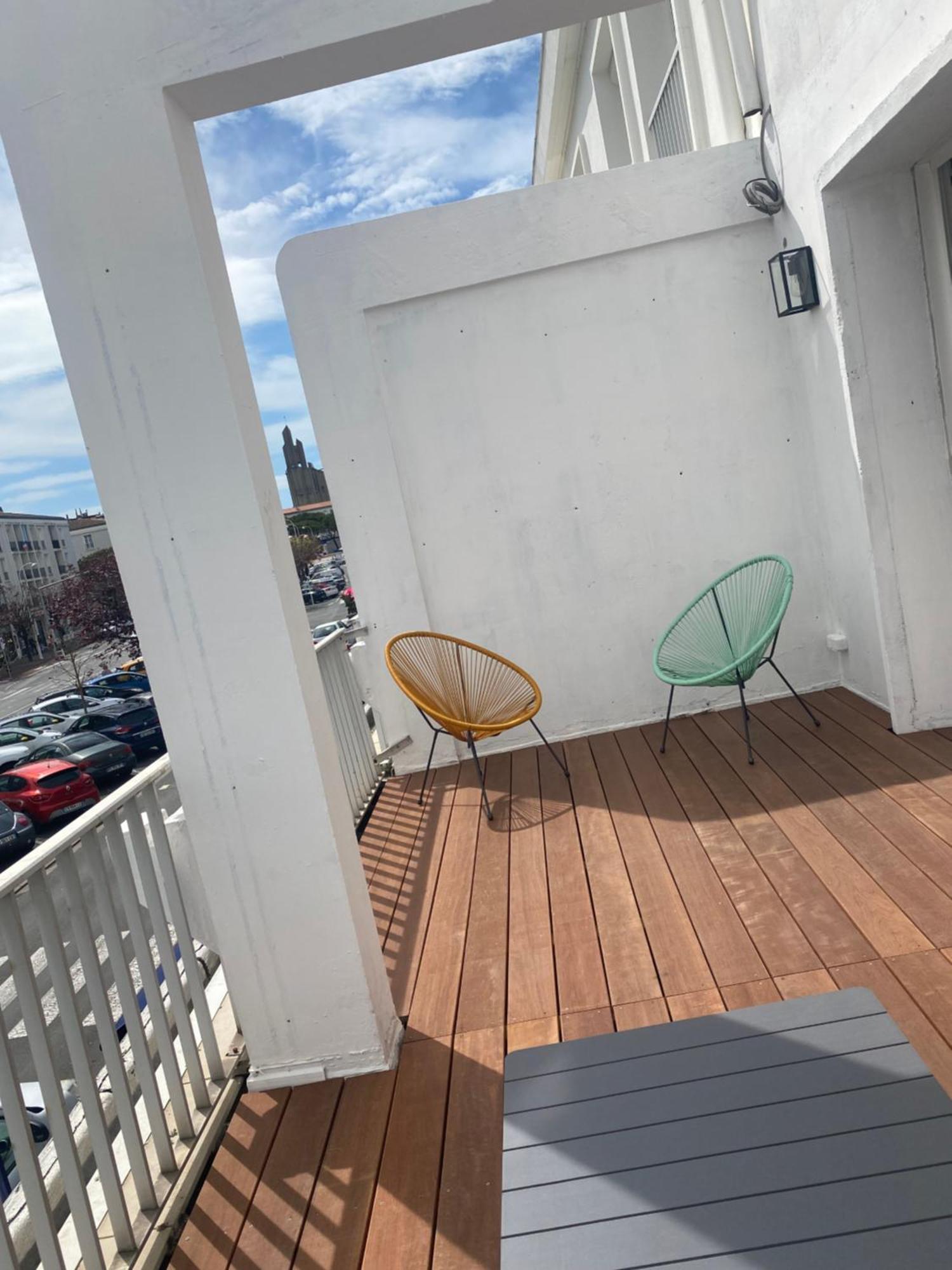 100 Metres De La Plage Royan Exterior photo